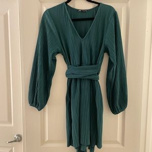 Pristine condition Zara dress